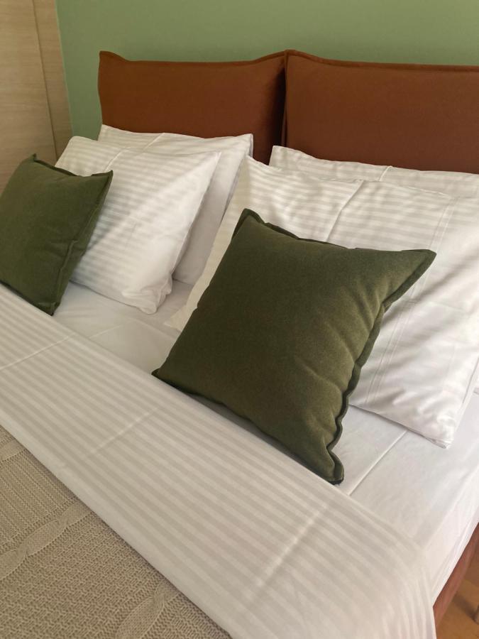 Little John Luxury Apartment Piraeus Ngoại thất bức ảnh