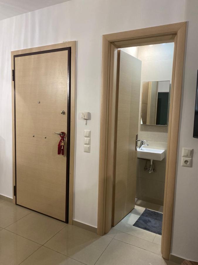 Little John Luxury Apartment Piraeus Ngoại thất bức ảnh